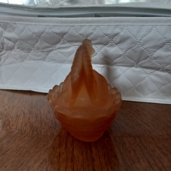 Westmoreland Mini Hen on a Nest Peach Frosted Glass - Picture 2 of 16